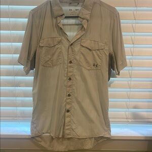 Under Armour Men's grey Shirt